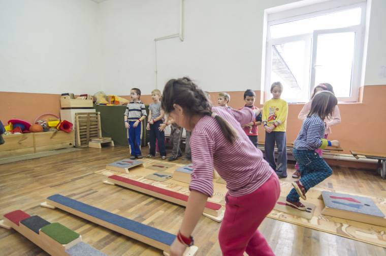 Mozgáskottát nyert a kányádi iskola